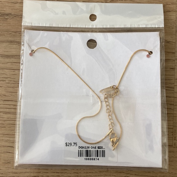 Bohme “R” Initial necklace gold and pearl NWT - Picture 2 of 2